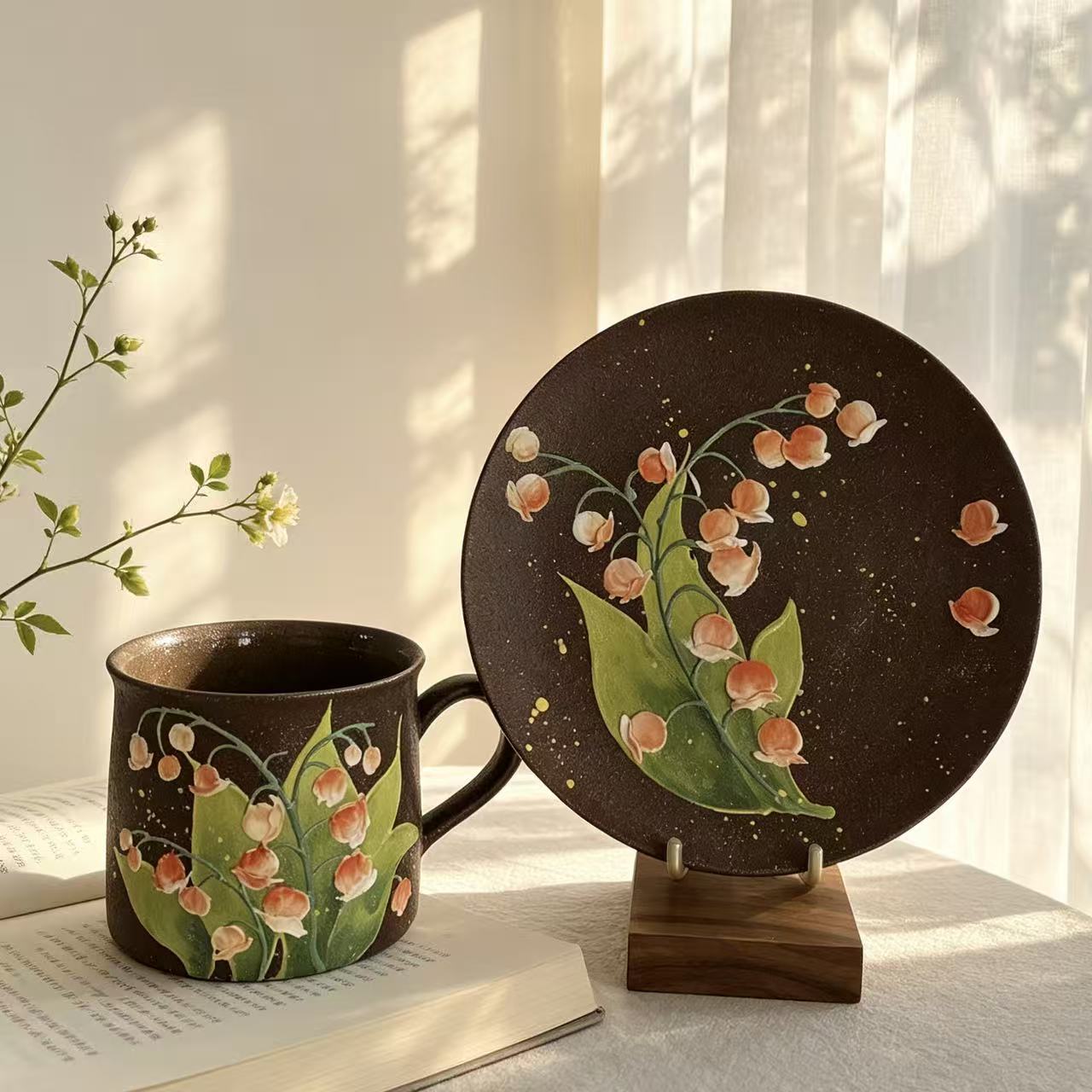 Lily Hand-Painted Ceramic Cup Set